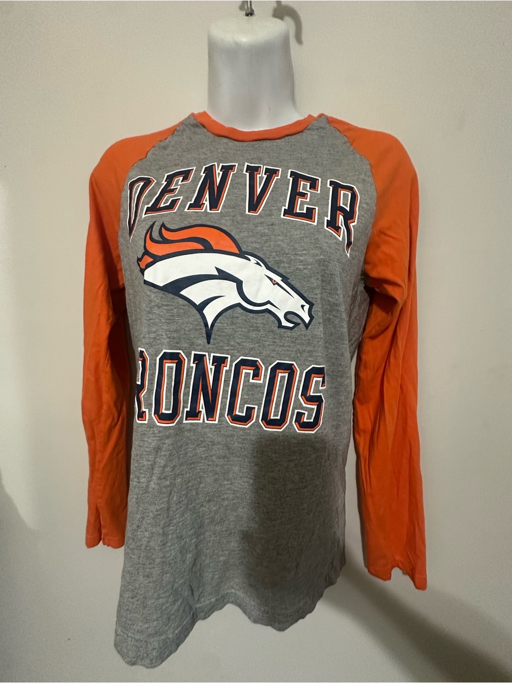 NFL Denver Broncos Long‑Sleeve Raglan Tee – Size L (14/16)